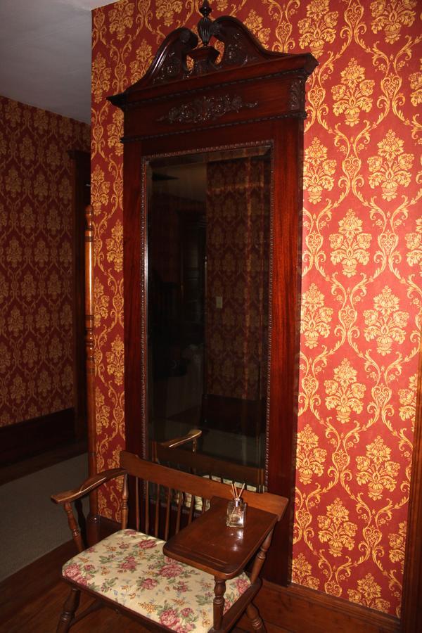 Victorian Charm Inn Towanda Bagian luar foto